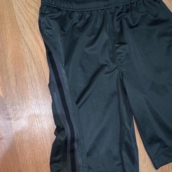 Nike Grey / Black Athletic Shorts Size Mens Medium - Picture 4 of 7